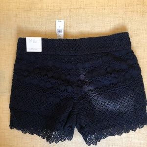 LOFT Riviera short size 8